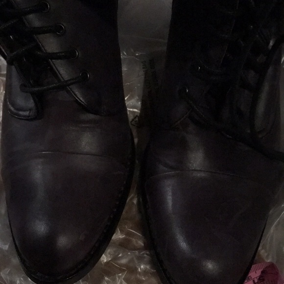 EUC lace up booties by Biviel - Picture 4 of 5